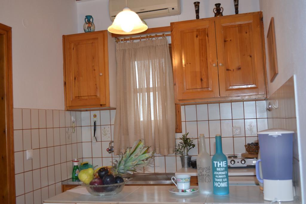 Studios Flora Manos Platys Gialos  Екстериор снимка
